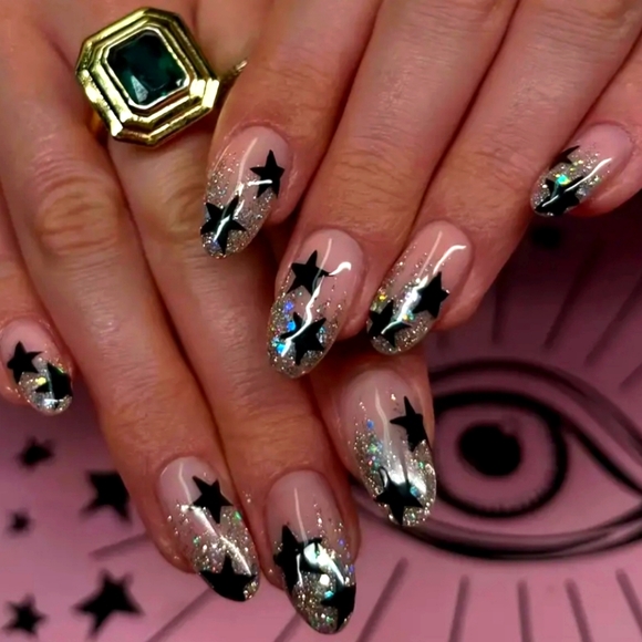 🔥BEDAZZLE🔥 - Picture 1 of 3